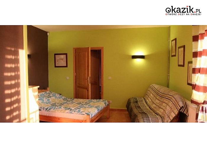 Warmia i Mazury! Biały Łabędź położony nad jeziorem Narie! W pakietach: noclegi, śniadania, obiadokolacje, nieodpłatny dostęp do: kajaków, piłkarzyków, bilarda, trampoliny i innych! Ważne w czerwcu i w Boże Ciało!