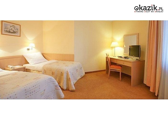 APARTAMENTY ZGODA By De Silva WARSZAWA. Pobyty ze śniadaniami w hotelu z WiFi, sejfem, obsługą pokojową oraz pralnią samoobsługową. Pokoje z łazienkami, balkonem, aneksem kuchennym, lodówką, radio i telewizją.
