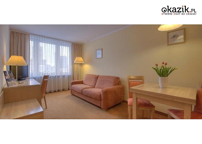 APARTAMENTY ZGODA By De Silva WARSZAWA. Pobyty ze śniadaniami w hotelu z WiFi, sejfem, obsługą pokojową oraz pralnią samoobsługową. Pokoje z łazienkami, balkonem, aneksem kuchennym, lodówką, radio i telewizją.