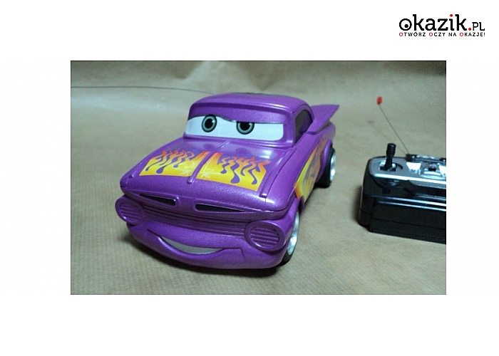 Autka zabawki ze znanej bajki Cars: zdalnie sterowane, z wieloma atrakcjami. Aż 4 różne modele do wyboru. (od 83 zł)