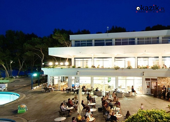 Jedna z najpiękniejszych wysp świata -  HVAR NA 8-DNIOWE WAKACJE. Resort Fontana w Jelsa w Chorwacji czeka na gości!