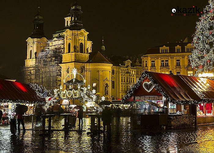 Wzniosła atmosfera, kolorowe kramy i gwar szczęśliwych ludzi to wszystko Cię czeka na Jarmarku Świątecznym w Pradze