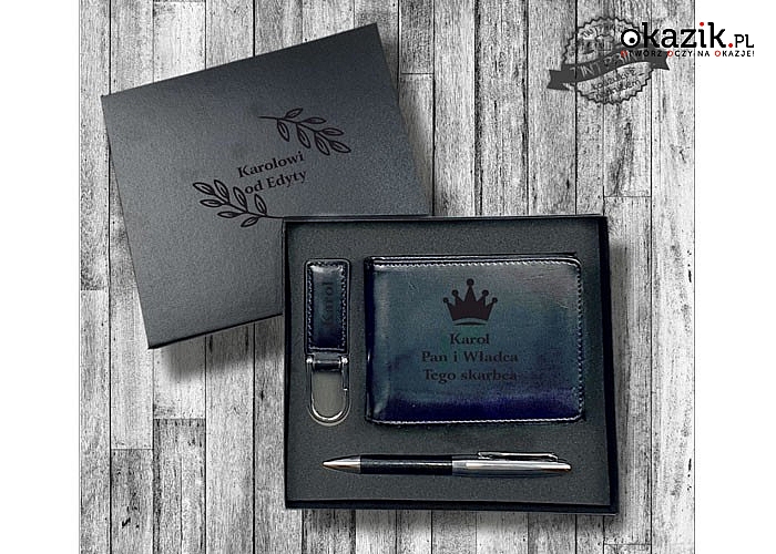Piękny zestaw upominkowy składający się z 4 elementów: portfela, breloka na klucze, długopisu oraz eleganckiego pudełka