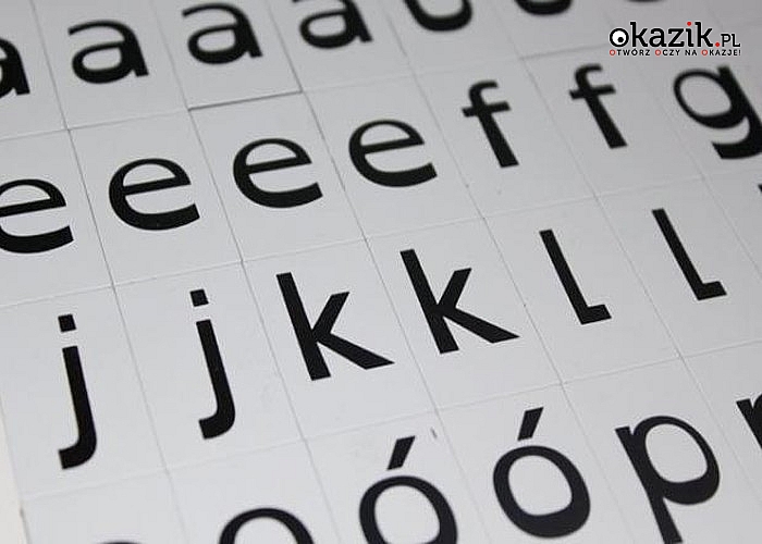 Alfabet dla dzieci dyslektycznych zaprojektowany z różnicowaniem podobnych do siebie pod względem graficznym liter