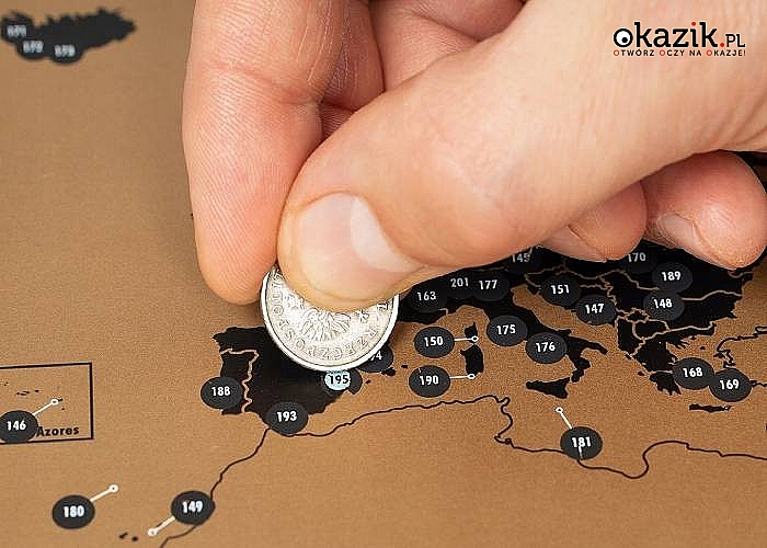 Dziennik podróżnika z przydatnymi informacjami oraz mapkami do zdrapywania
