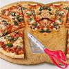 Nożyczki z podkłada pod kawałek pizzy dzięki którym rozdzielanie pizzy na kawałki będzie wygodniejsze!