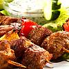 Grill – opiekacz z funkcją panini, pozwala przygotować smaczne i zdrowe jedzenie – wyciska tłuszcz z mięsa. (99 zł)